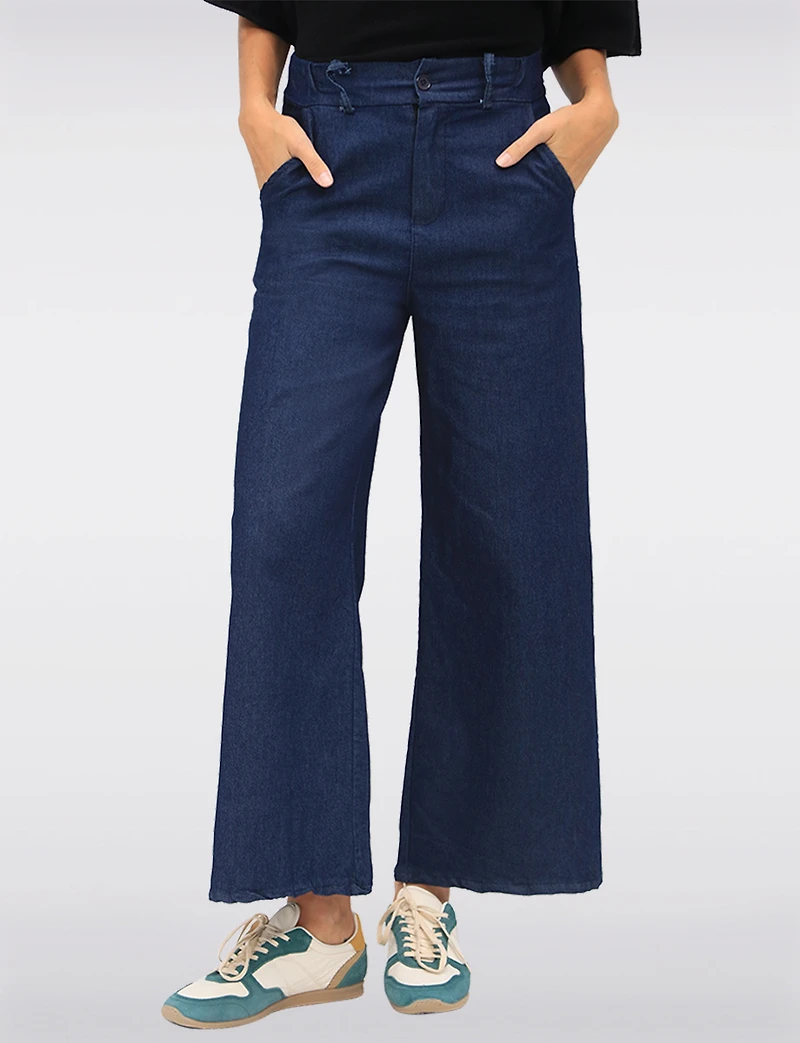 Relaxed-Fit Wide-Leg Cotton Stretch Denim Pants with Pockets by Froccella