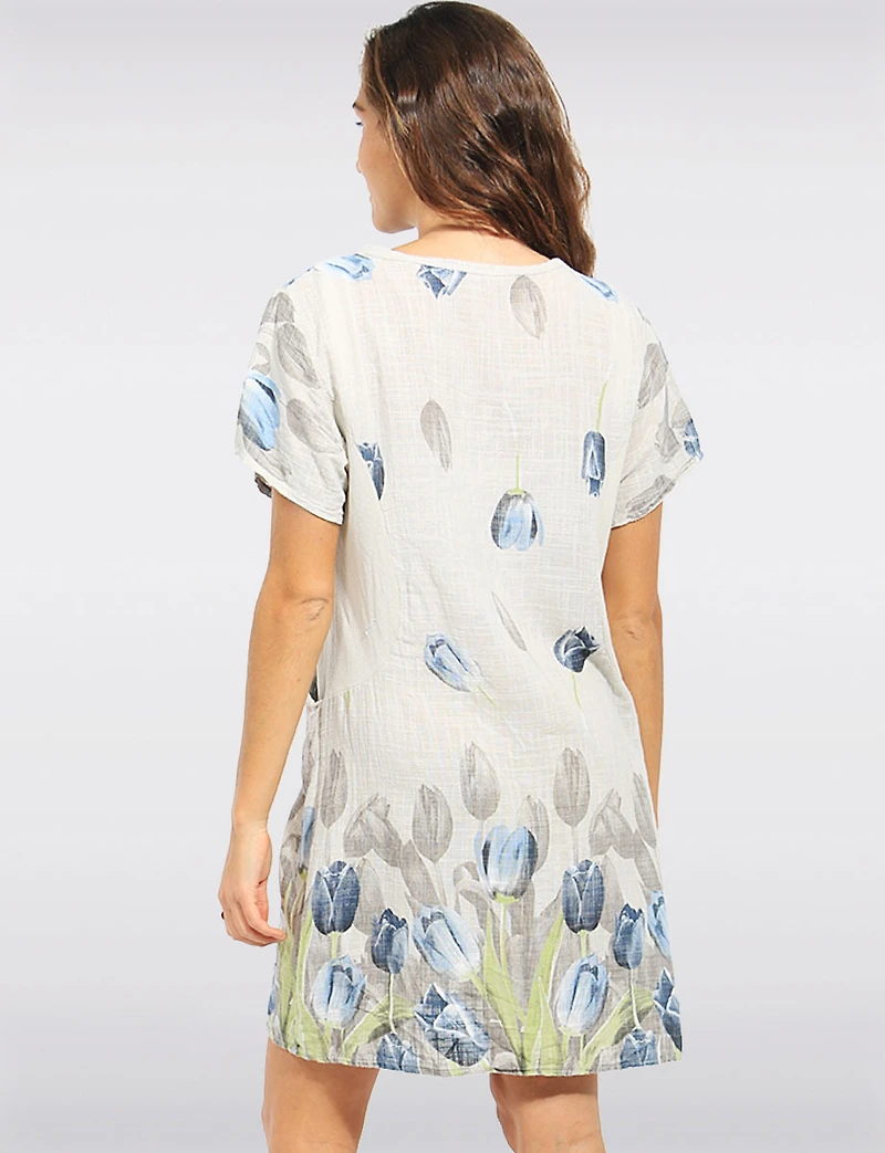 Short Sleeve Tulip Print Dress With Knit Trim at the Waist By Froccella
