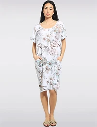 Soft Floral Print Cotton Knee-Length Short Sleeve Dress with Pocke by Froccella