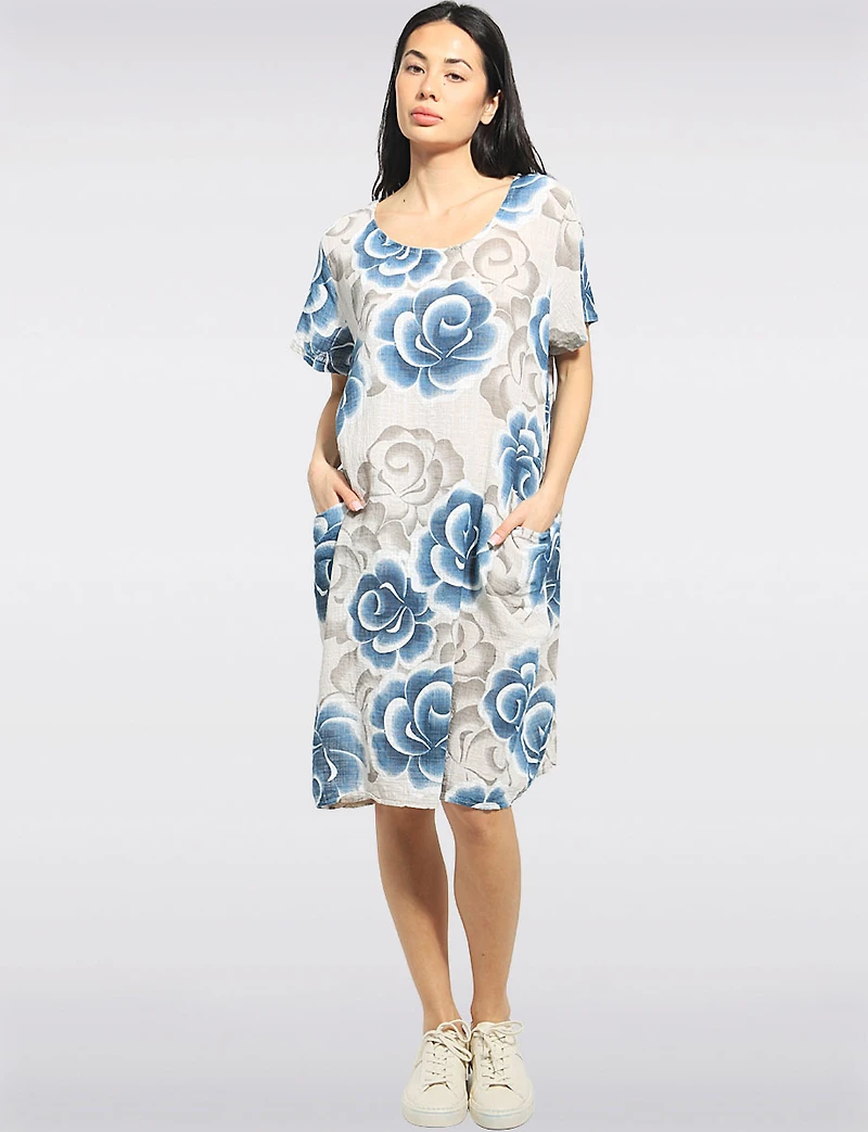Artistic Rose Print Cotton Knee-Length Dress with Patch Pockets by Froccella