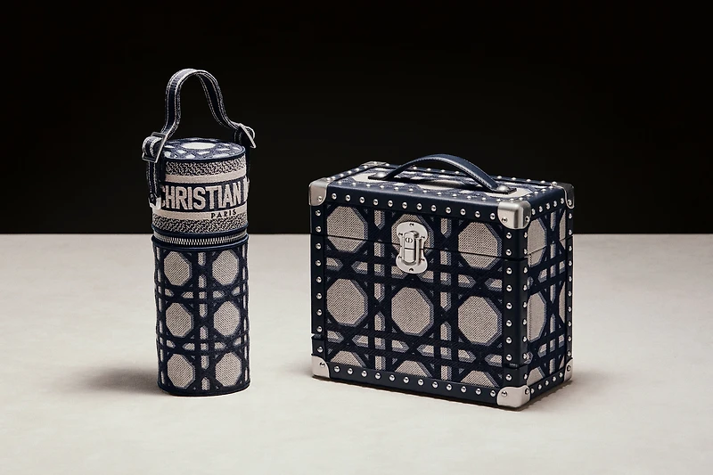Limited Edition - La Collection Privée Christian Dior Couture Fragrance Trunk