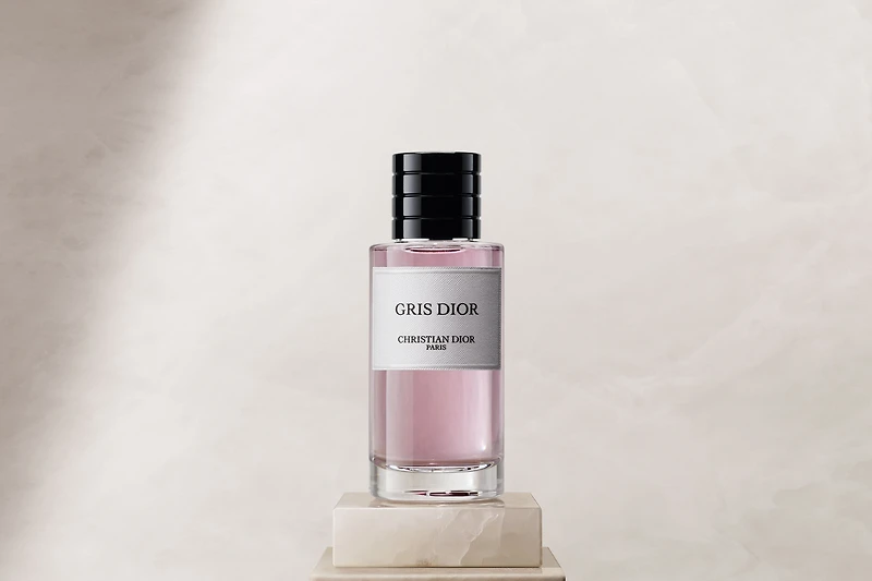 Gris Dior