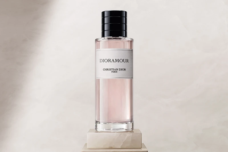 Dioramour