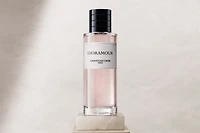 Dioramour