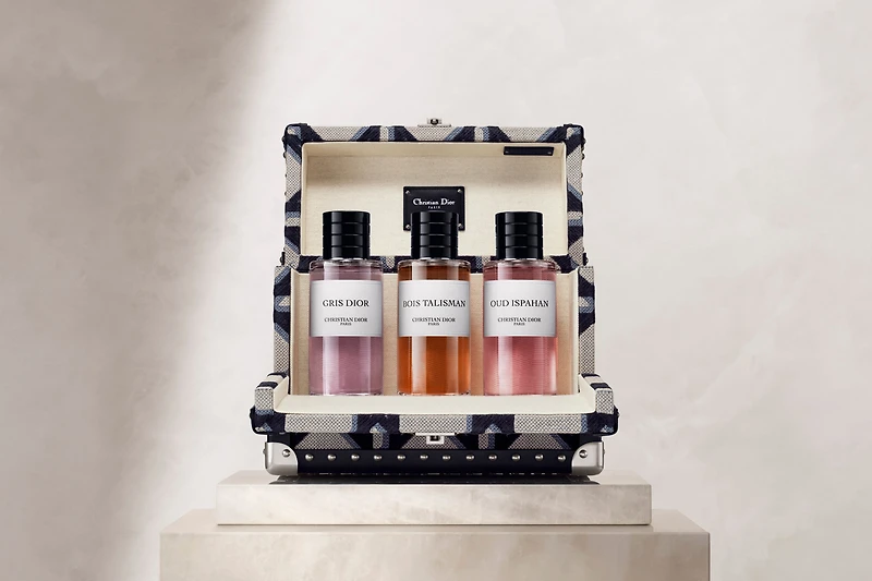 Limited Edition - La Collection Privée Christian Dior Couture Fragrance Trunk