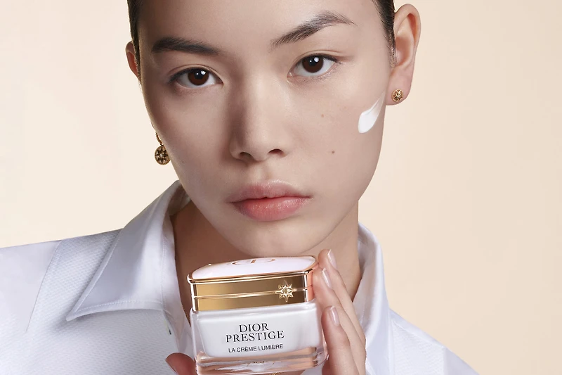 Dior Prestige La Crème Lumière