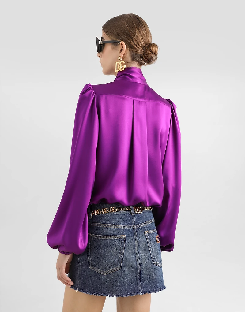 Silk satin shirt with pussy-bow