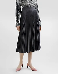 Pleated woolen calf-length circle skirt