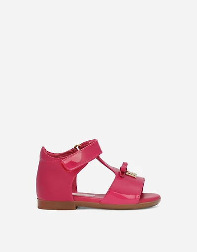 Patent leather first steps sandals with metal DG logo