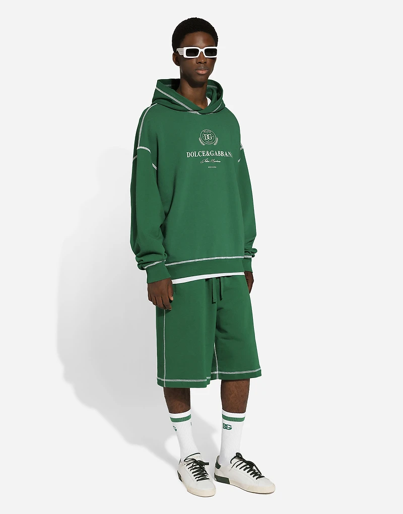 Jogging shorts with embroidered logo