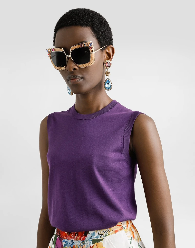 Silk tank top with flower brooch