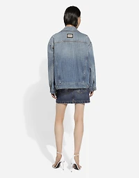 Denim jacket with branded plate