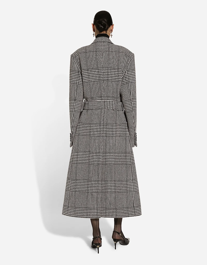 Single-breasted houndstooth check coat with belt