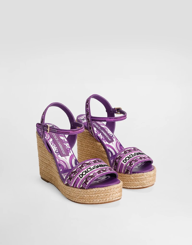 Wedge sandals with Majolica embroidery