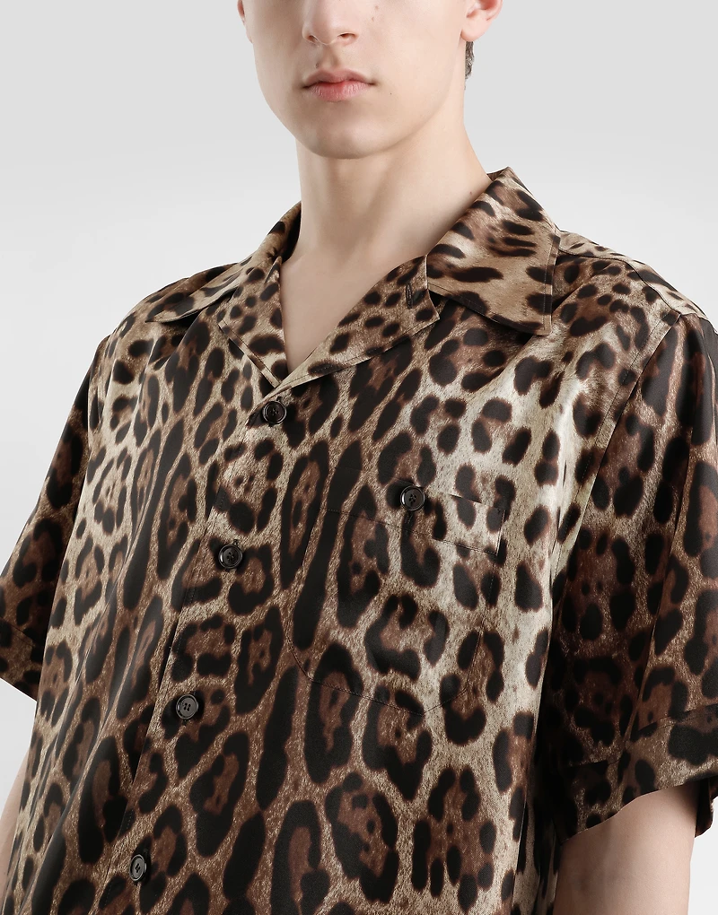 Silk shirt with leopard print