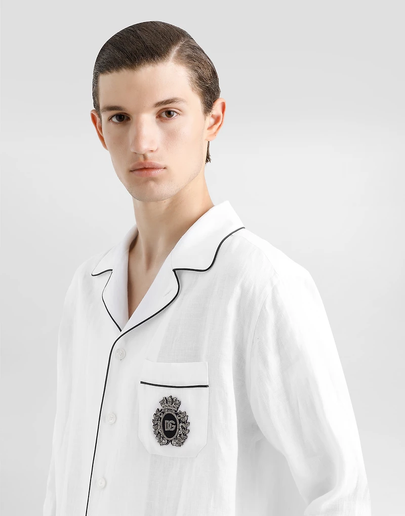 Linen vanity shirt with heraldic emblem