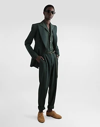 Long-sleeved linen shirt