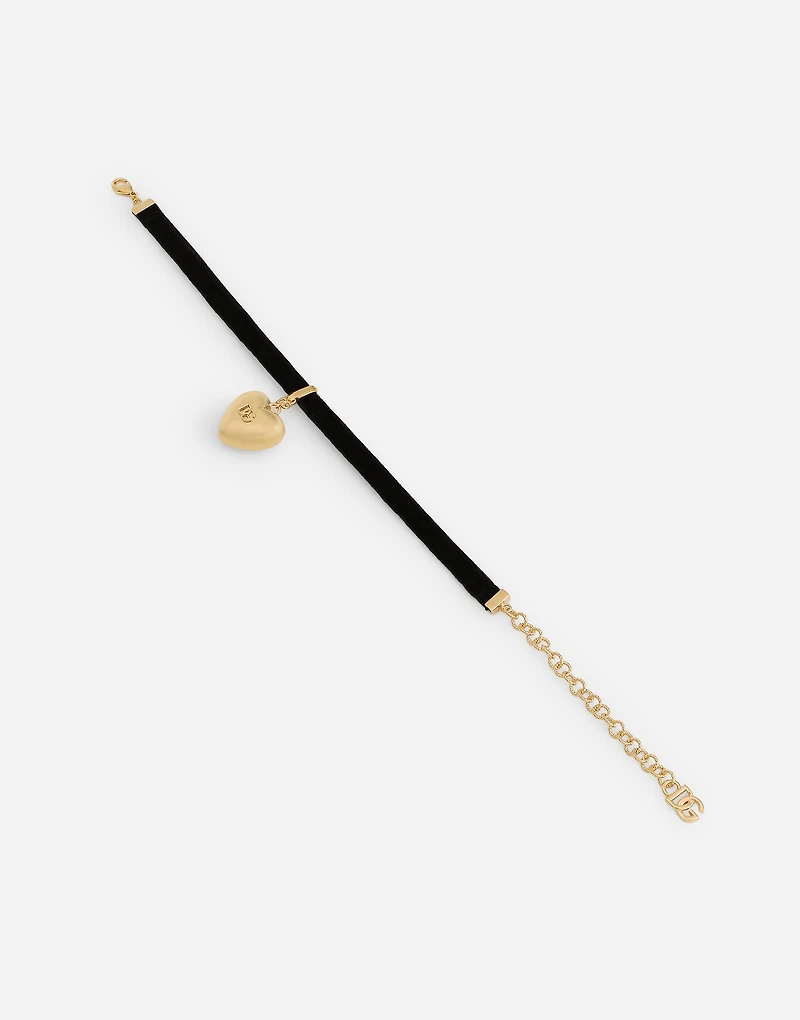 Velvet ribbon necklace with DG logo heart