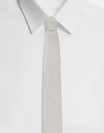Silk tie with DG logo