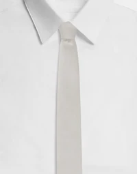 Silk tie with DG logo