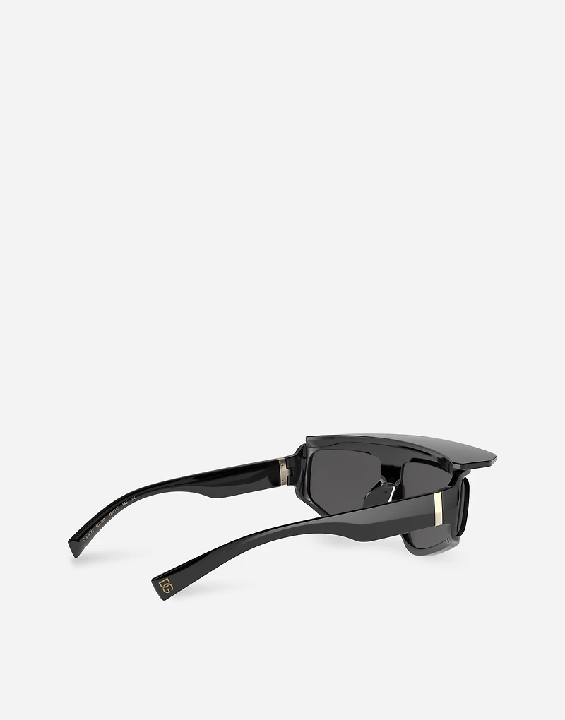 DG crossed sunglasses