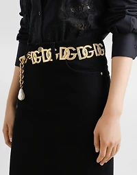 Chain belt with DG multi-logo