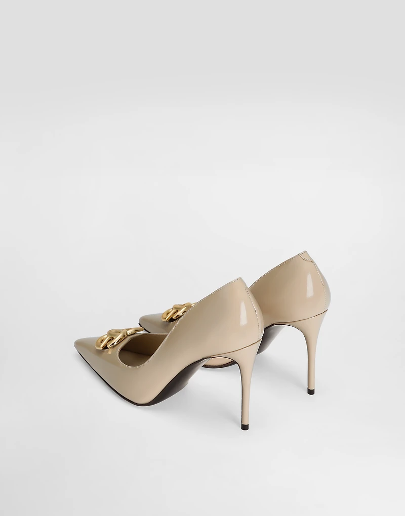 Calfskin pumps