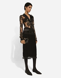 Lace pencil skirt with slit