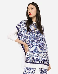 Silk twill crew-neck pullover with majolica print