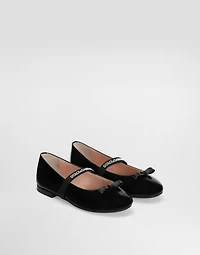 Patent leather ballet flats with elastic