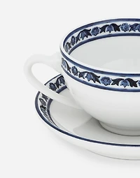 Set 2 Porcelain Teacups with Saucers
