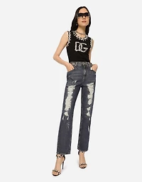 Boyfriend jeans with rips