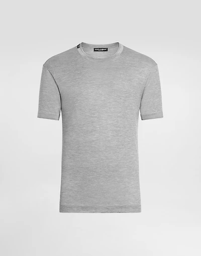 Short-sleeved silk t-shirt