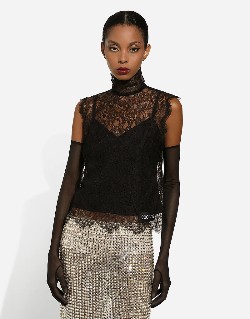 Sleeveless Chantilly lace top