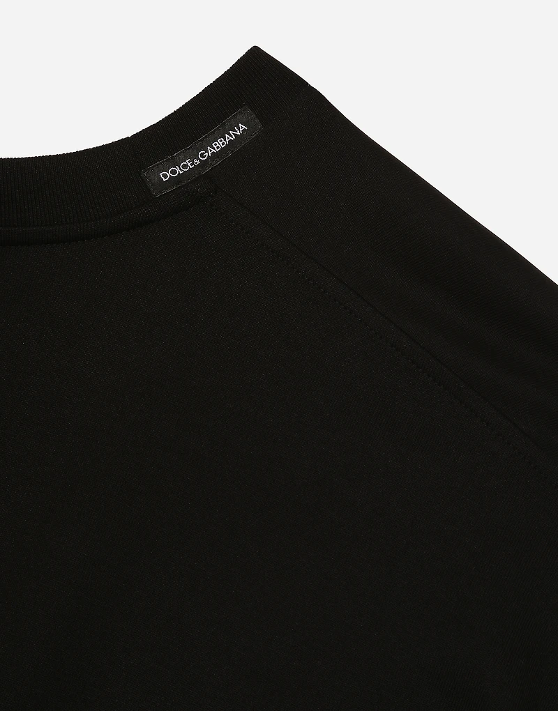 Short-sleeved T-shirt with DG logo patch
