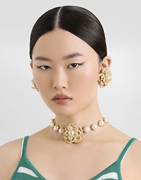 Flower necklace