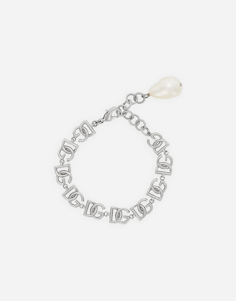Link bracelet with multiple DG logo