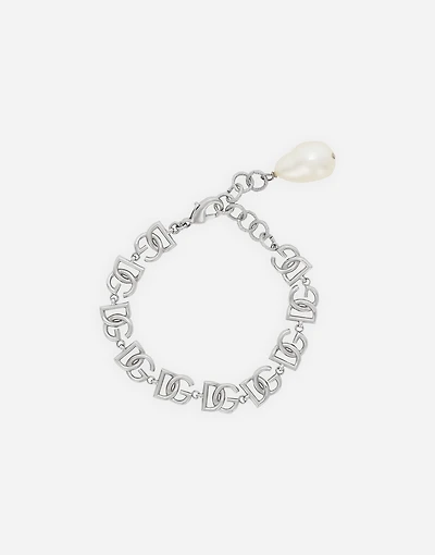Link bracelet with multiple DG logo