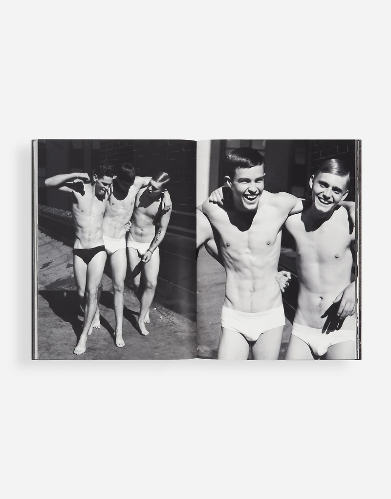 UOMINI by Mariano Vivanco DOLCE&GABBANA