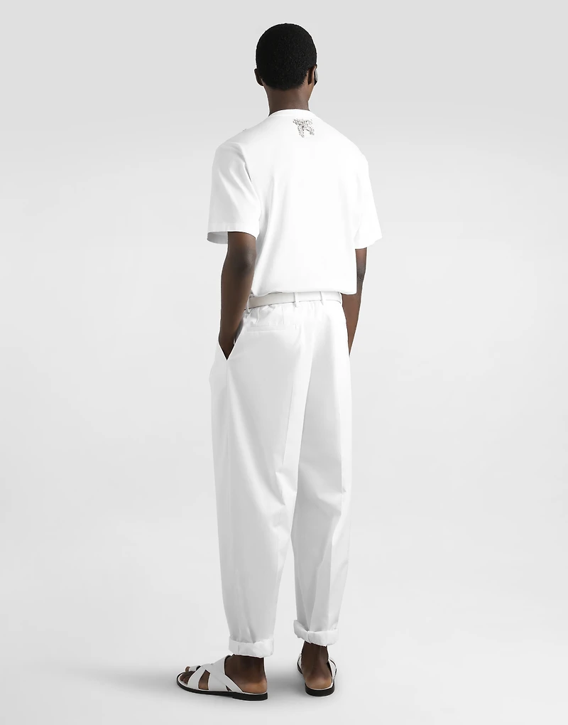 cotton t-shirt with embroidery and brooch