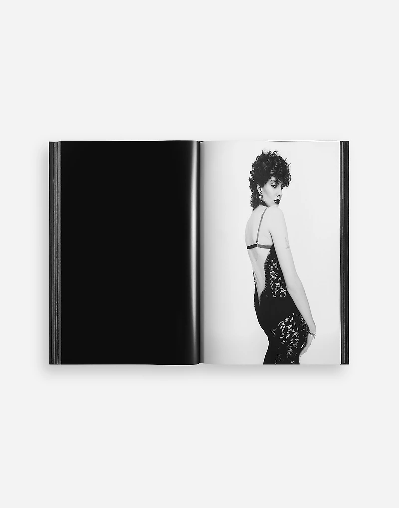 Nero: The Color of Dolce & Gabbana