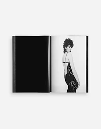 Nero: The Color of Dolce & Gabbana