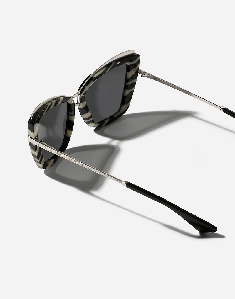 Metal print sunglasses