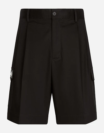 Stretch cotton gabardine cargo shorts with branded tag