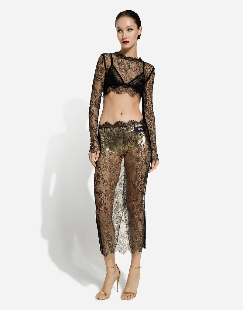 Long-sleeved Chantilly lace crop top