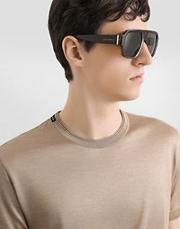 Short-sleeved silk t-shirt