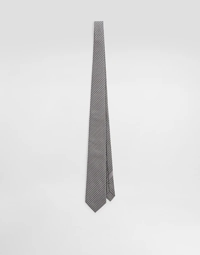 Micro-design jacquard tie