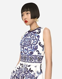 Short majolica-print brocade dress