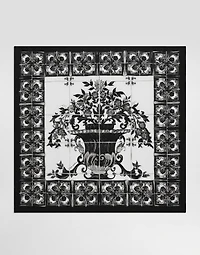 Majolica-print 70x70 silk scarf