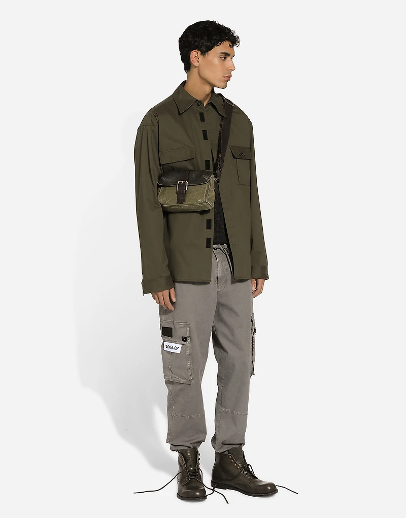 Cotton shirt with pockets